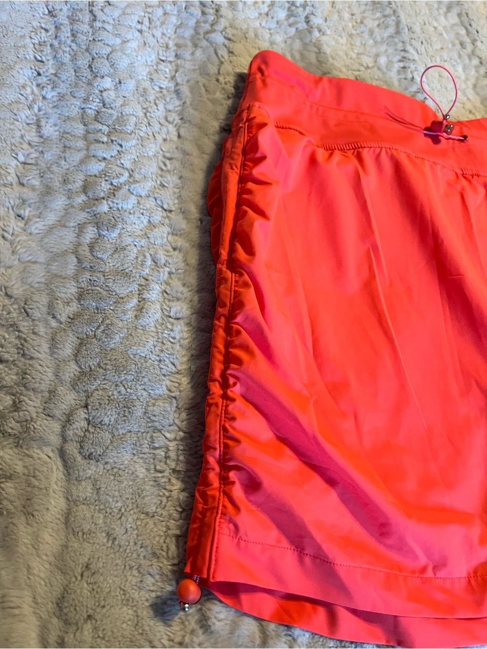 Travis Mathew Coral Active Mini Skort with Drawcord - Picture 2 of 6